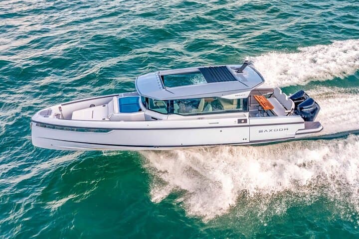 Hop Aboard the Saxdor 320 GTC: Private Helsinki Archipelago Cruise