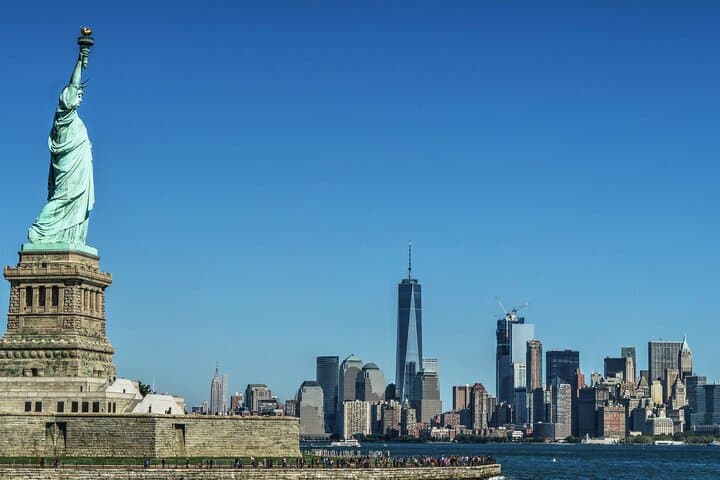 App-Guided Statue of Liberty & Ellis Island Tour: Self-Paced Ferry and Museum Experience photo 2