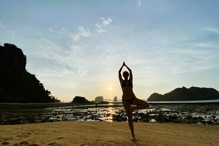 Phi Phi 4 Islands Sunset Tour & Bioluminescent Plankton Experience photo 4