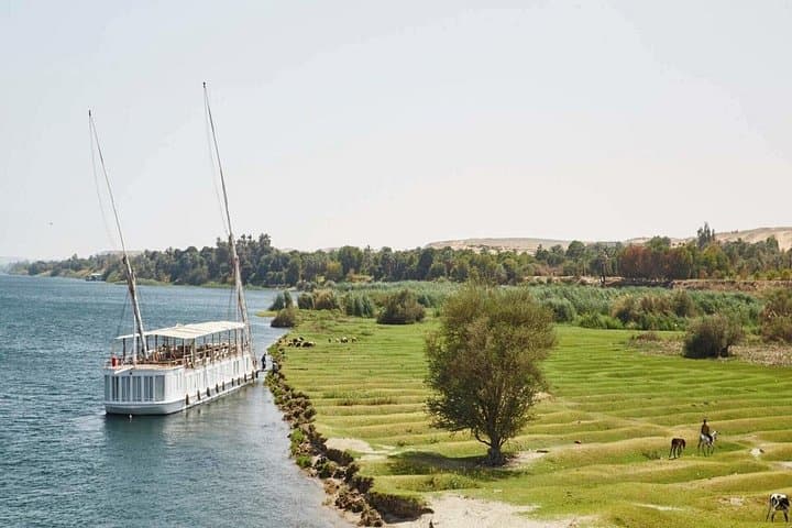 Dahabiya Saray el Nile: 4-Day Private Nile Cruise from Aswan to Luxor photo 2