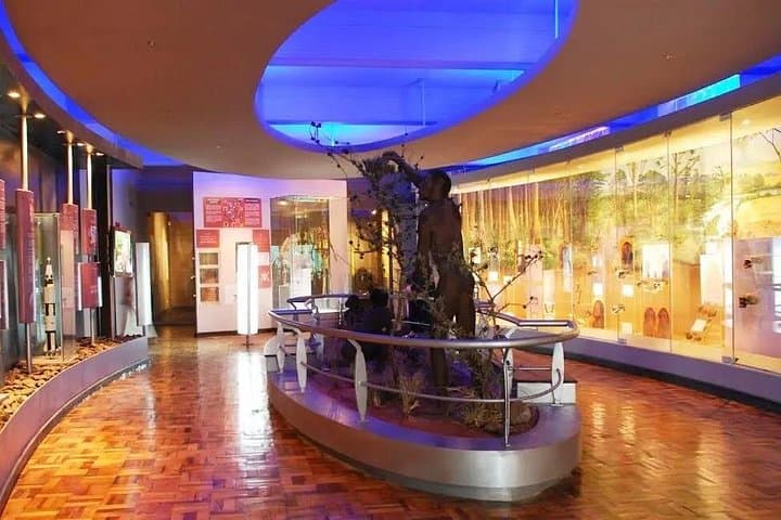 Private Nairobi City Tour with Carnivore Lunch: Museum, Memorial & KICC Rooftop photo 4