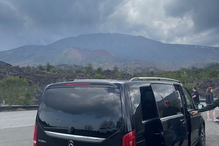 Private Day Tour from Syracuse to Mount Etna and Taormina