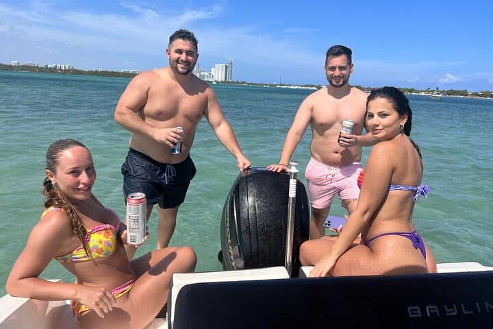 Private Miami Boat Tour: Snorkel Biscayne Bay and Cruise Millionaire’s Row photo 4