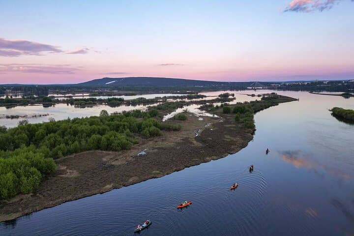 Midnight Sun Canoe Tour in Rovaniemi — Sunset Paddling Under Arctic Light photo 2