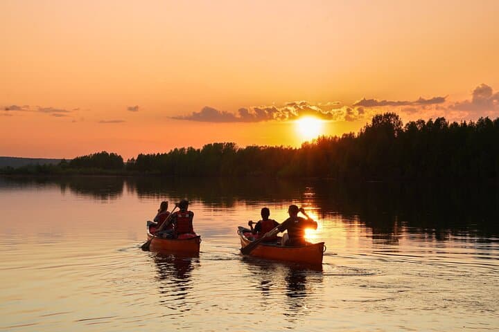 Midnight Sun Canoe Tour in Rovaniemi — Sunset Paddling Under Arctic Light photo 6