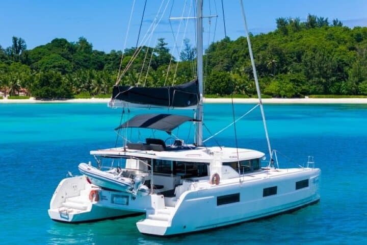 7-Day Catamaran Cruise Seychelles: Praslin, Curieuse & La Digue aboard Lagoon Maryna 46 photo 4