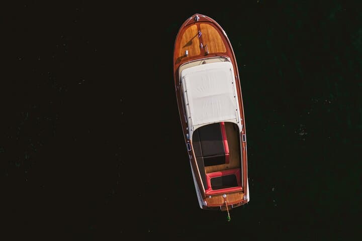 Classic 1-Hour Wooden Boat Cruise on Lake Como: Villas, Views & History photo 3