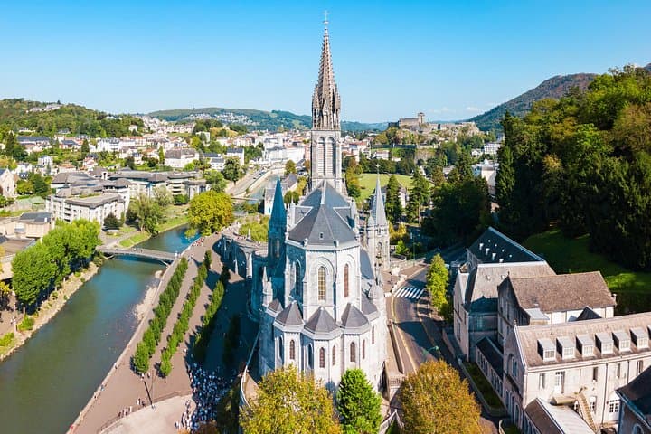 Lourdes Sanctuary Family Tour: Kid-Friendly Guided Visit to Bernadette’s Sites