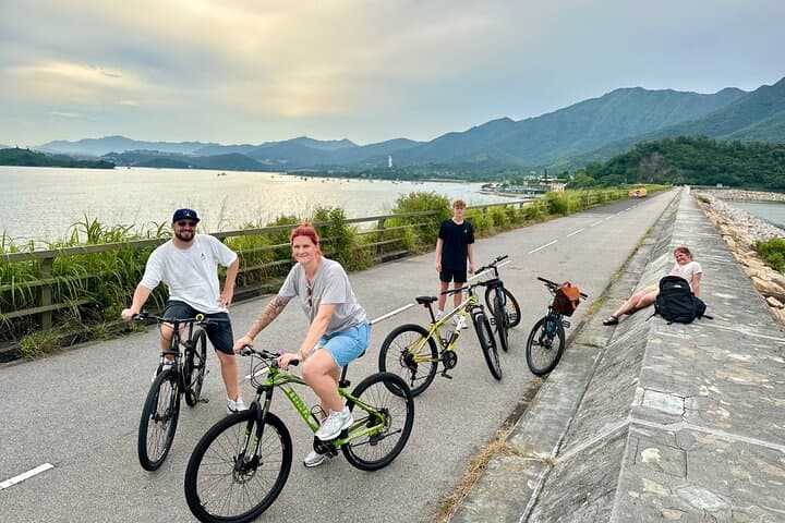 Eat Bike Love: Private New Territories Bike & Food Tour, Hong Kong photo 3