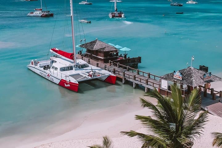 Aruba Half-Day Snorkel Sail: Antilla Shipwreck, Catalina & Malmok with Lunch photo 2