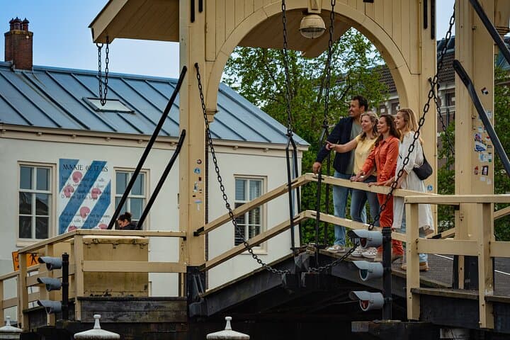 Leiden Self-Guided Escape Game: Solve the Stolen Files on a Canal-Side Walk photo 3
