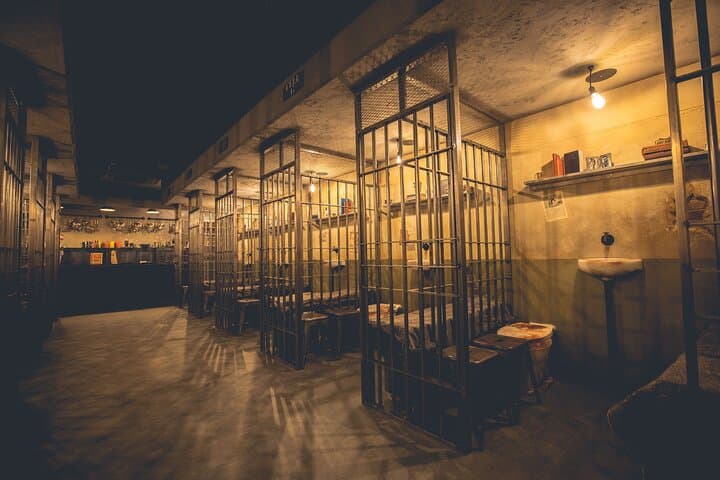 Alcotraz Prison Cocktail Experience: Immersive Speakeasy in Bristol photo 2