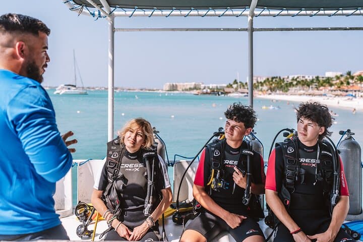 Half-Day Intro Scuba in Aruba — Reef & Wreck Beginner Dive Course