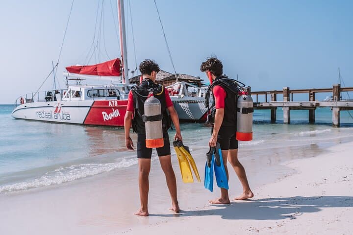 Half-Day Intro Scuba in Aruba — Reef & Wreck Beginner Dive Course photo 5