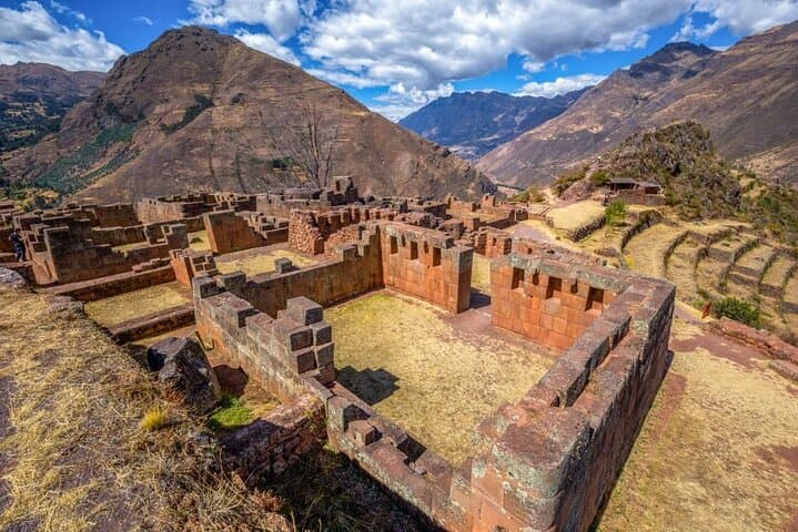 Sacred Valley Tour & Lunch: Pisac, Urubamba and Ollantaytambo to Machu Picchu photo 4