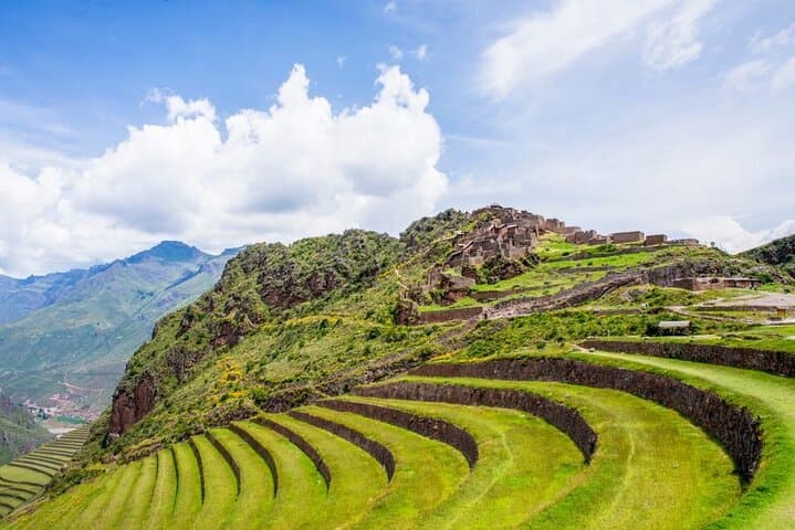 Sacred Valley Tour & Lunch: Pisac, Urubamba and Ollantaytambo to Machu Picchu photo 5