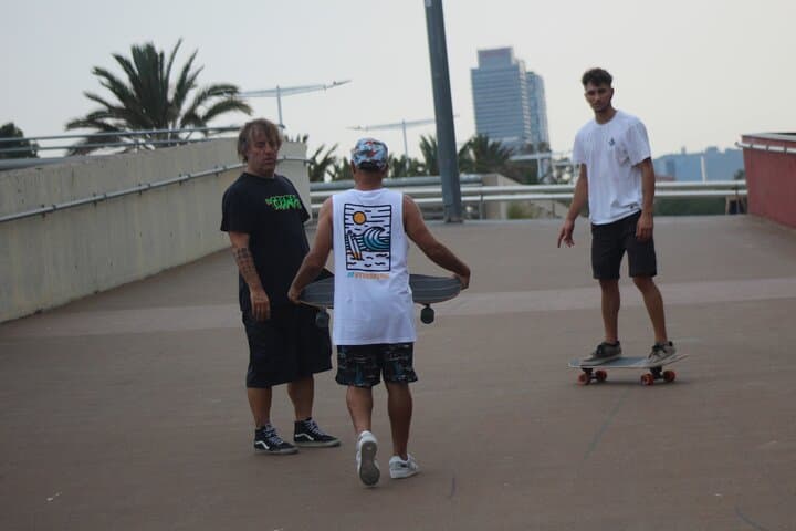 Learn Surfskate at Mar Bella Beach — Barcelona Coastal Skate Classes photo 2