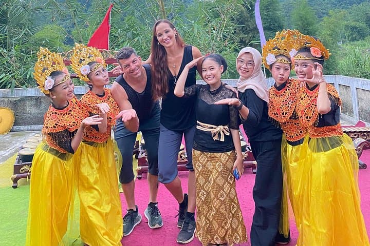 Bogor Cultural Performance and Waterfall Day Trip from Jakarta photo 2