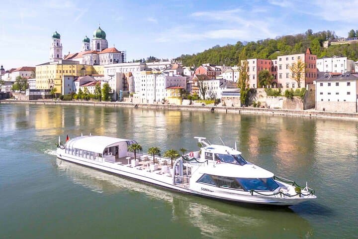 Passau Three Rivers City Tour: Danube, Inn & Ilz Sightseeing Cruise