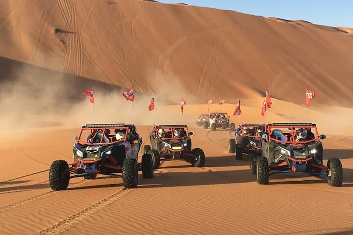 Dubai Dune Buggy Desert Safari with 4-Seater & BBQ Dinner