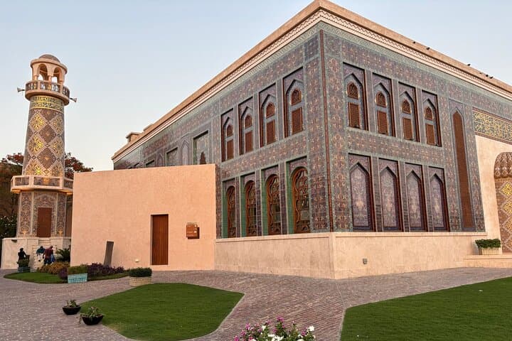 Doha Express City Tour with Dhow Cruise: Corniche, Katara & Pearl Highlights photo 4