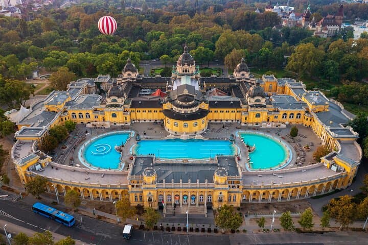 Private Tour Bratislava to Budapest: Half-Day Sightseeing in Budapest photo 2