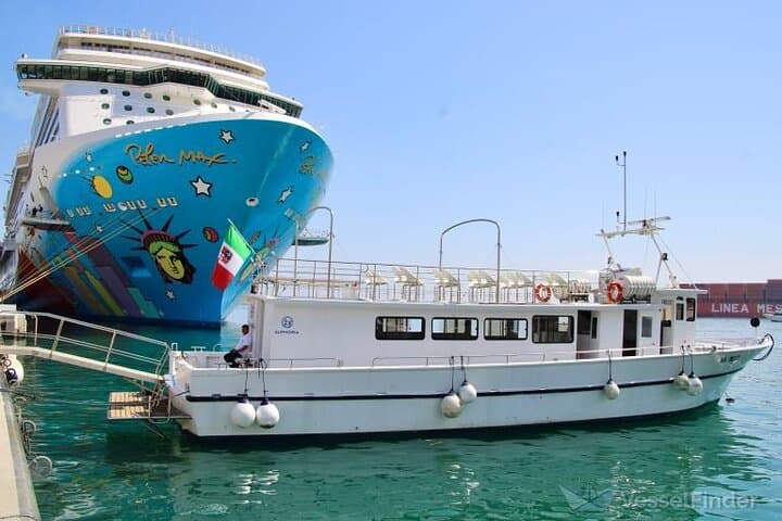 Amalfi Coast Boat Tour from Salerno: Swim Stops, Aperitif & Amalfi Visit
