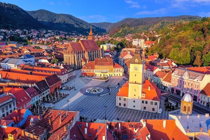 Private Bucharest Day Tour to Bran Castle, Peleș Castle & Brașov — A Practical Guide photo 5