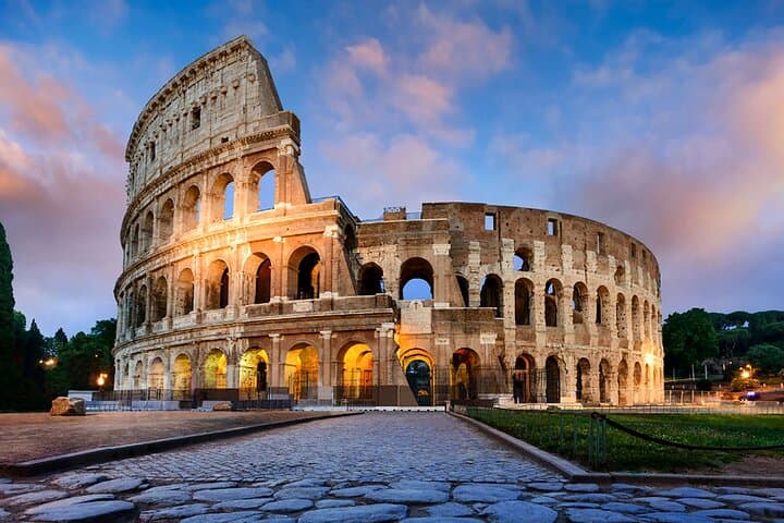 Colosseum Arena Guided Tour: Step Onto the Gladiator Floor in Rome photo 4
