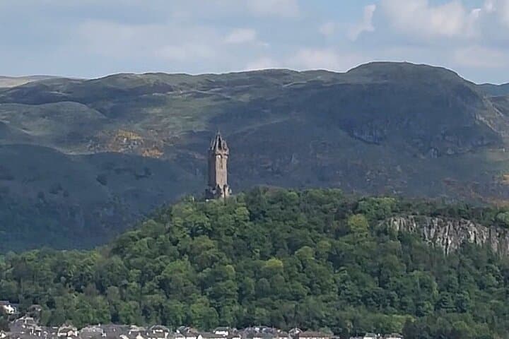 Greenock Shore Chauffeur: Loch Lomond, Stirling & Glasgow Day Tours photo 2