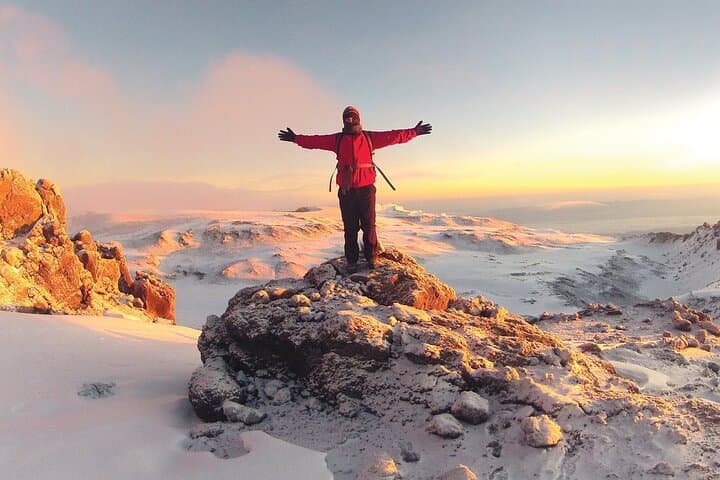 Mount Kenya Sirimon Route: 2-Day Climb to Old Moses Hut & Likii Viewpoint photo 5