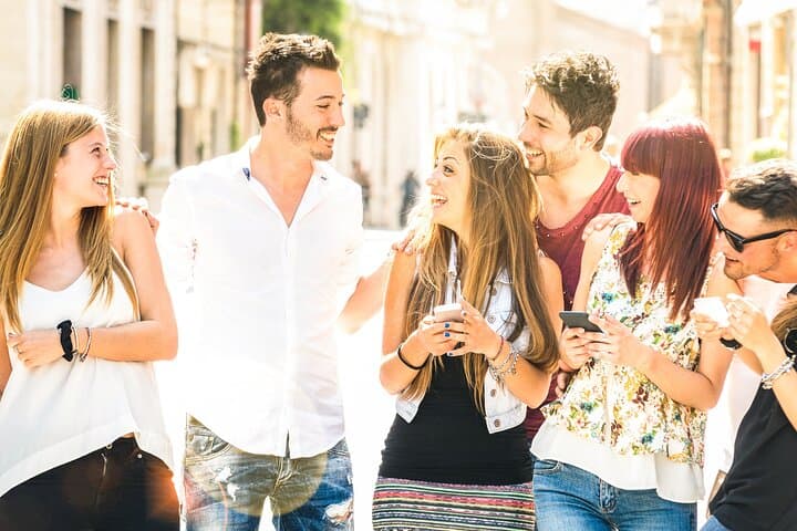 Marseille e-Scavenger Hunt: Self-Guided City Game Through Vieux-Port & Le Panier