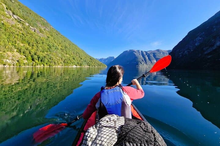 Guided Fjord Kayaking in Hellesylt: Paddle Sunnylvsfjorden & Geiranger photo 2