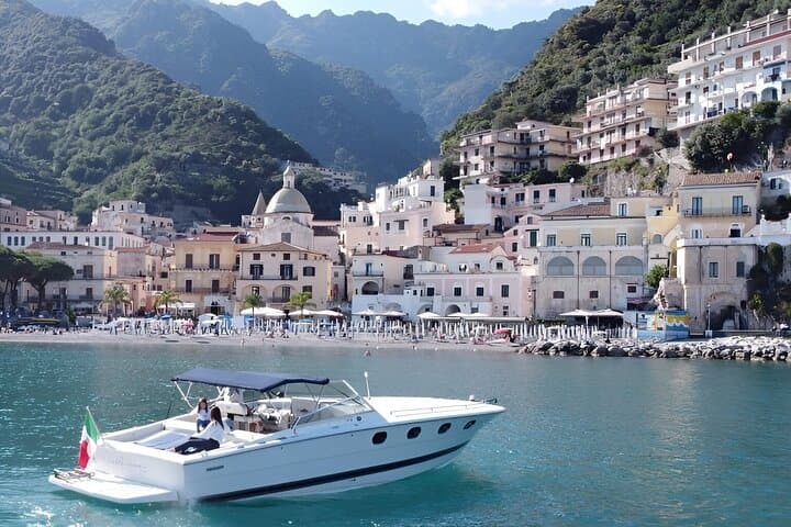 Private Day Sail to Capri and the Amalfi Coast