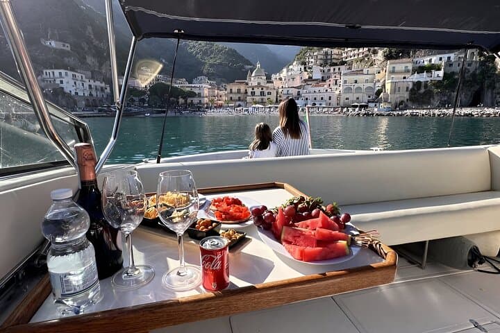 Private Day Sail to Capri and the Amalfi Coast photo 4