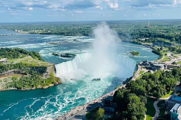 Niagara Falls: Journey Behind the Falls & Skylon Tower with Tesla Audio Tour photo 4
