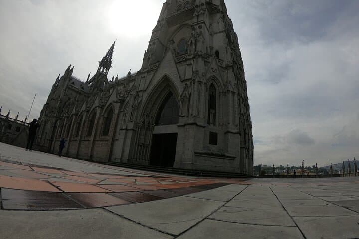 Quito Old Town Layover: Private 6–8 Hour Cultural Tour photo 4