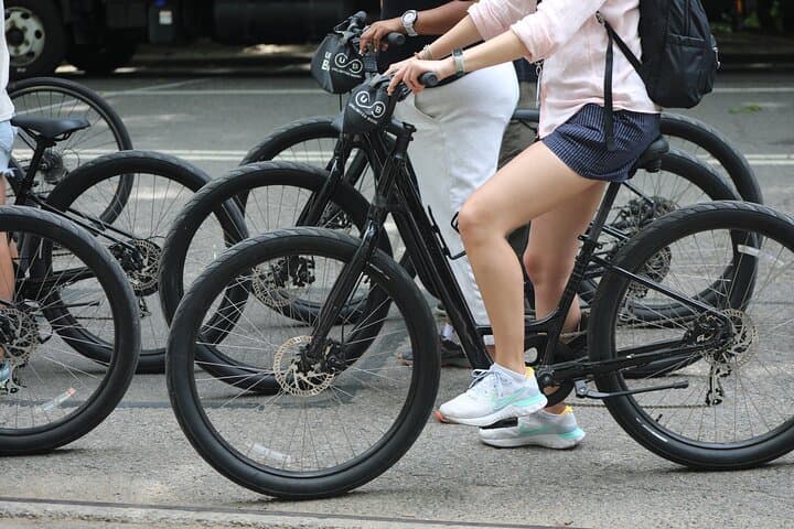 Central Park Bike Rental — Self-Guided Cycling Around Manhattan's Green Heart photo 4