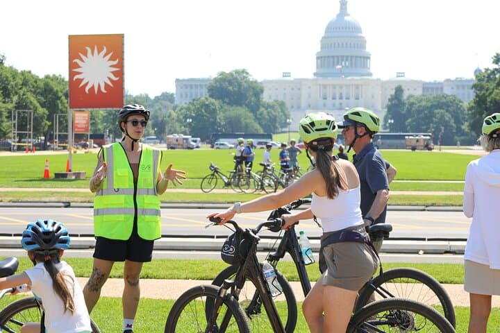 Washington DC Monuments Bike Tour: National Mall & Tidal Basin Ride