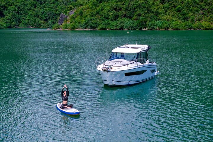 Luxury Private Yacht Sunset Cruise — Halong Bay Romantic Evening