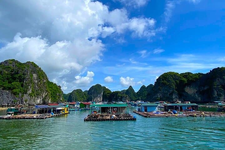 Lan Ha Bay Sunset Cruise from Cat Ba — Luxury Boat, Kayaking & Jacuzzi photo 6
