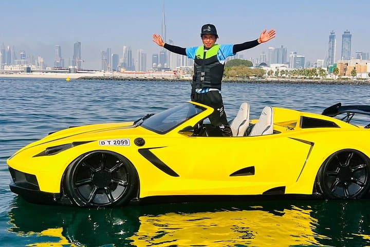 20-Minute Jet Car Dubai Experience: High-Speed Waterride with Burj Khalifa Views photo 6