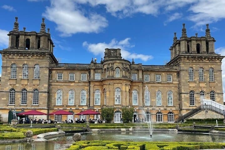Blenheim Palace and the Cotswolds Private Day Tour from London — A Regal Country Escape