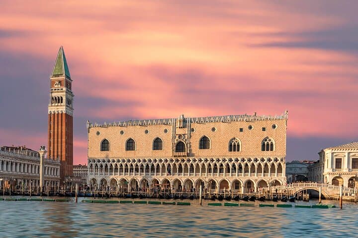 Skip-the-Line Doge's Palace & Prison Combo Tour — Venice Guided Visit