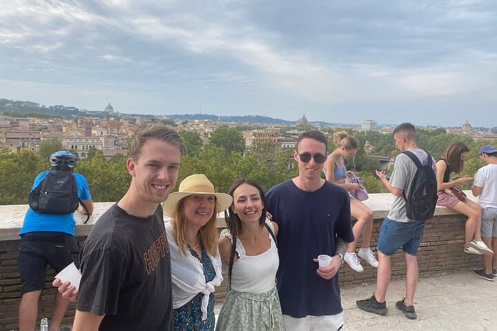 Day Drinking in Rome: Scandalous History, Keyhole Views & Tastes of Trastevere photo 2