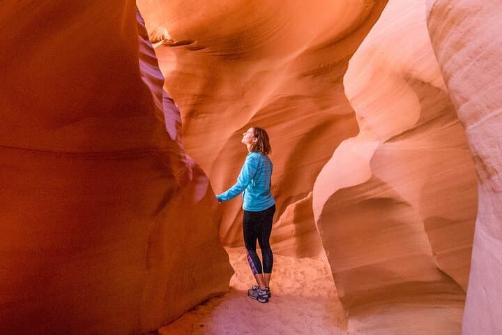 Private Antelope Canyon & Horseshoe Bend Tour from Sedona — Day Trip to Page, AZ