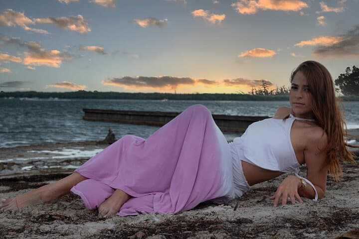 Miami Model Style Photoshoot — Pro Portrait Session in South Beach photo 4
