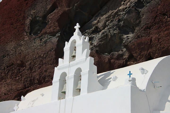 Private 5-Hour Santorini Guided Tour — Fira, Oia, Akrotiri & Beaches photo 3