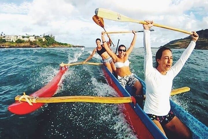 Outrigger Canoe Surfing at Kalapaki Beach: Paddle and Ride Hawaiian Waves