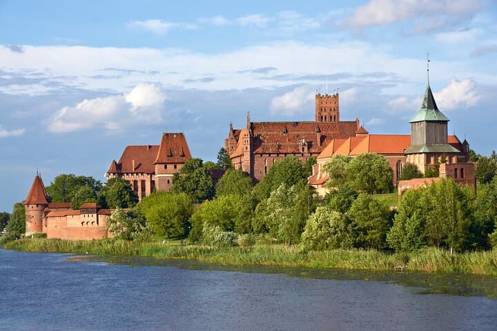 Malbork Castle Private Tour: Day Trip from Gdańsk to the World's Largest Castle